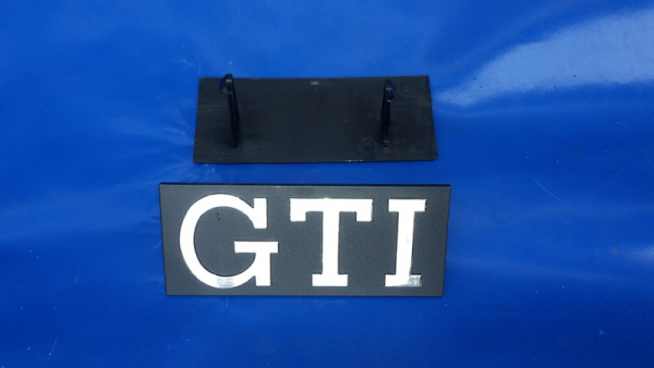 Schriftzug GTI VW Golf 2 (nur für den alten 7 Rippengrill)